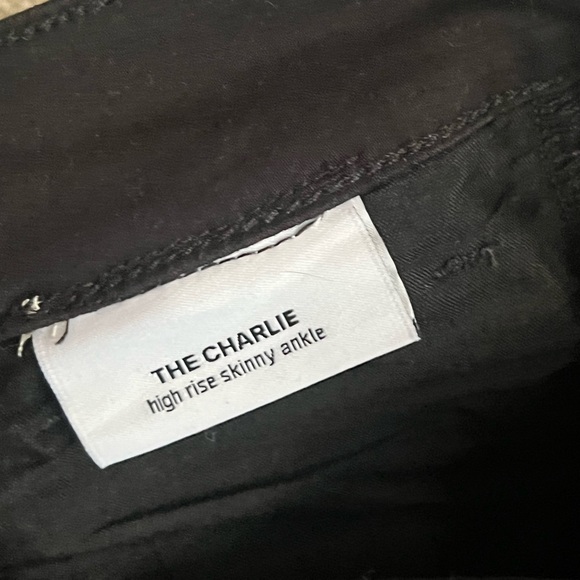 JOE'S- THE CHARLIE coated high rise skinny ankle pant. Size 25 in black - Picture 3 of 9